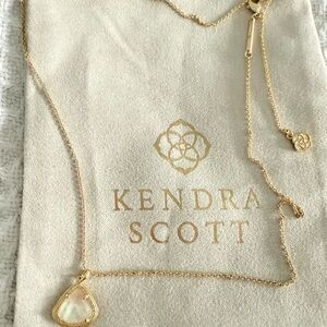 NWOT Kendra Scott Gold Necklace with Iridescent Pendant
